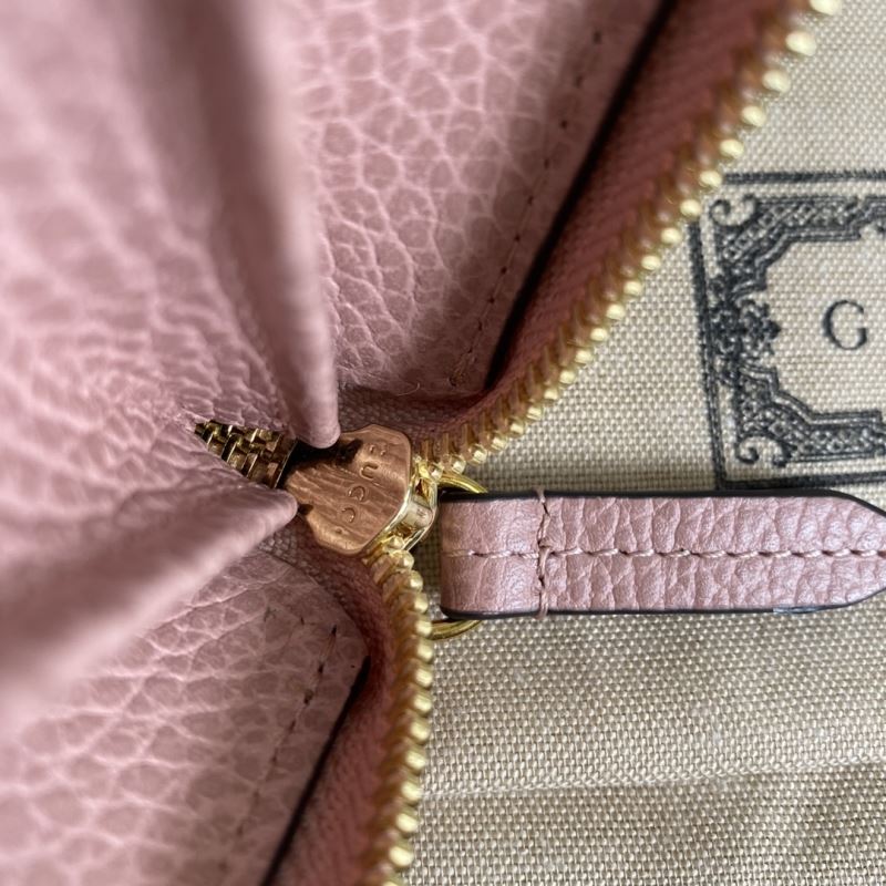 Gvc*1 purse